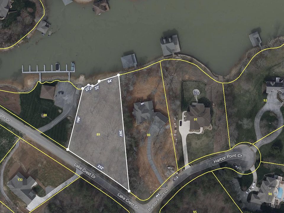 1st image of 215 Lake Crest Dr