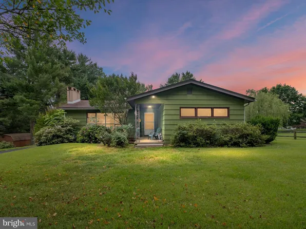 269 W Chestnut Hill Rd, Newark, DE 19713