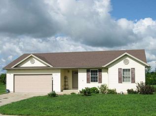 72103 Adam St, Milford, IN 46542
