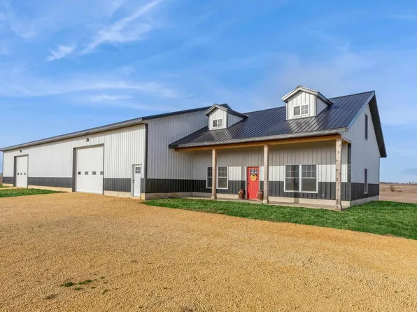 2268 300th Ave, De Witt, IA 52742