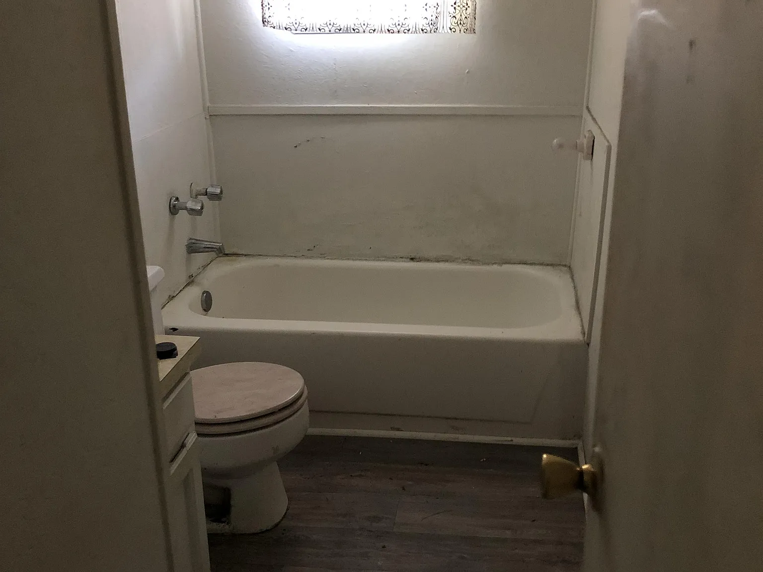 2603 Jackson Street - B — Photo 4