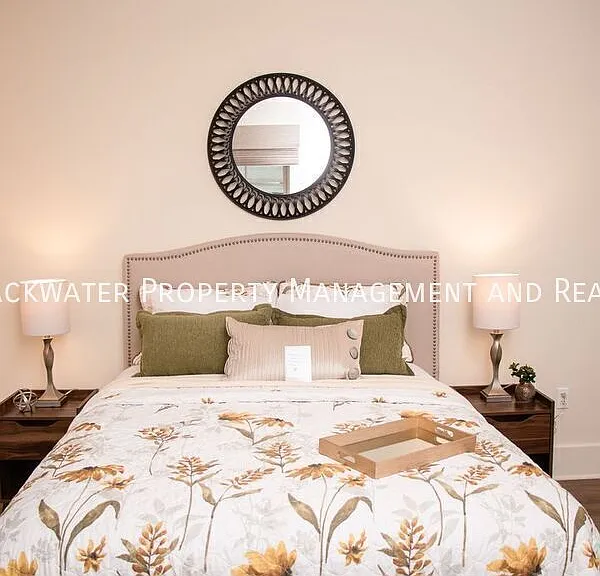 1208 Commerce St #301 — Photo 43