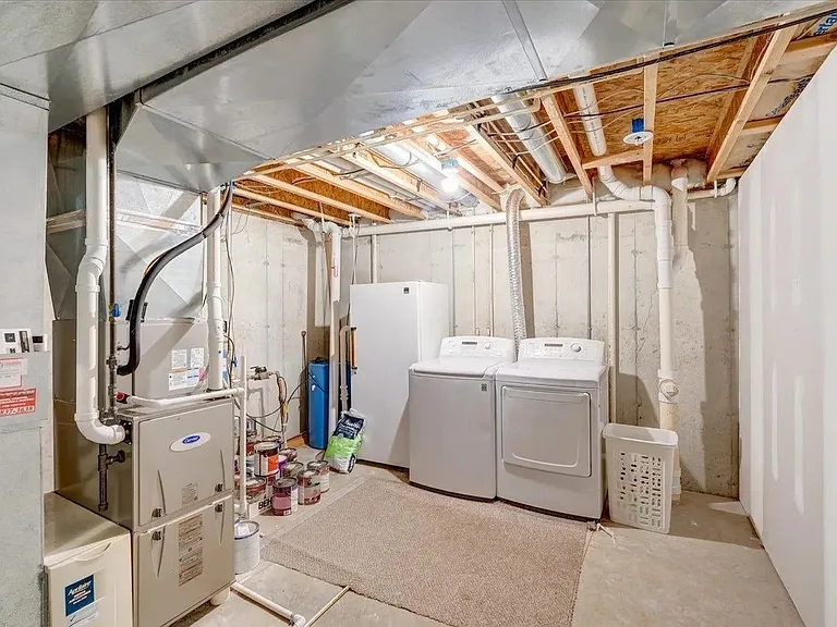 1406 Dewberry Dr — Photo 17