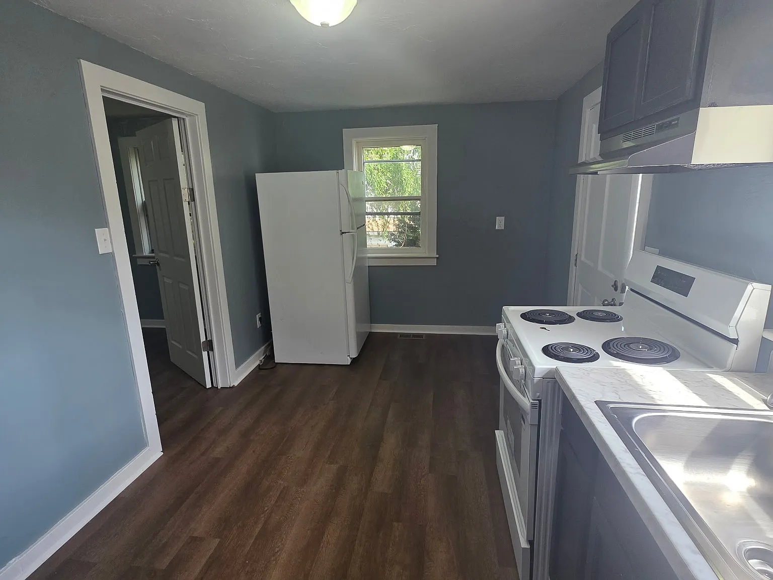 504 Broadway Street - 504 Broadway Rear 2nd Floor — Photo 4