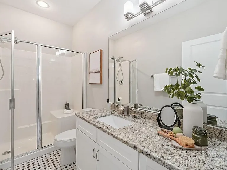 1308 Kenilworth Ave #432 — Photo 9