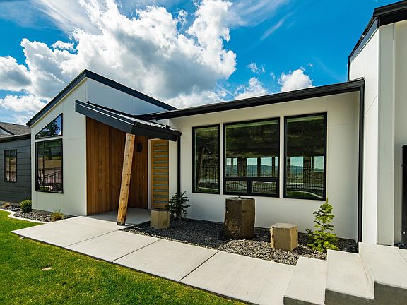 5th image of 2612 S Galway Ln