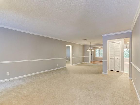 3rd image of 28 Brittany Way NE Unit 28