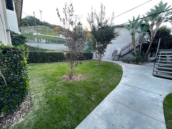 2nd image of 2741 Via Paseo APT 4