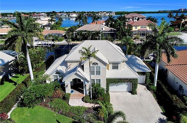 1st image of 736 Plantation Ct