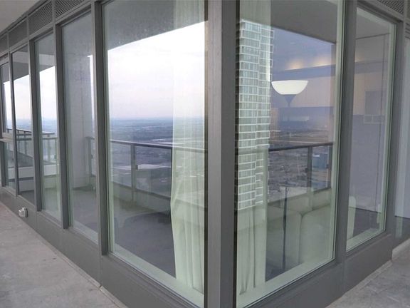 2nd image of 950 Portage Pkwy #3912