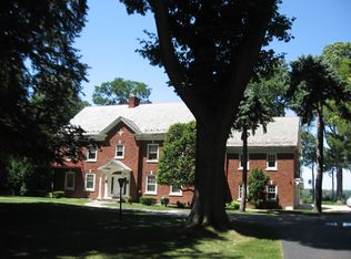 2264 S Shore Dr, Erie, PA 16505