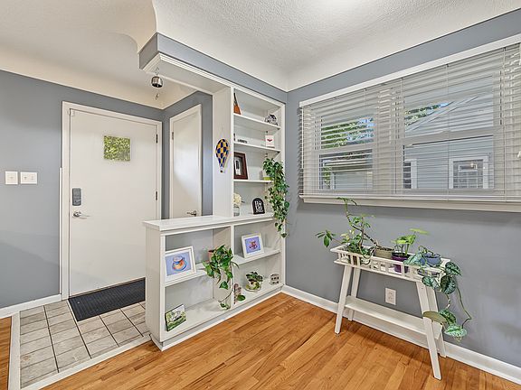 4th image of 6219 Boston Ave