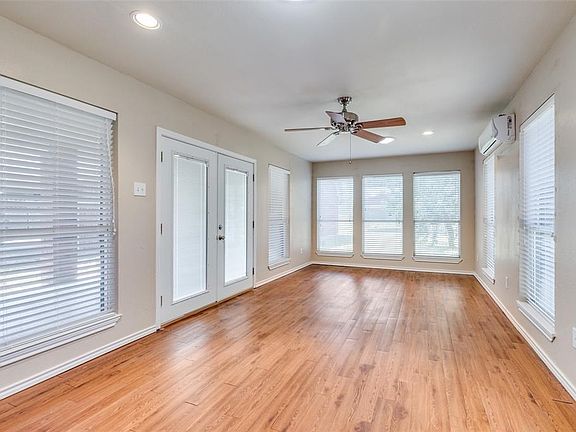 3rd image of 1560 Vista Ridge Dr
