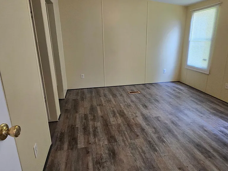 118 Kennedy Ave — Photo 9