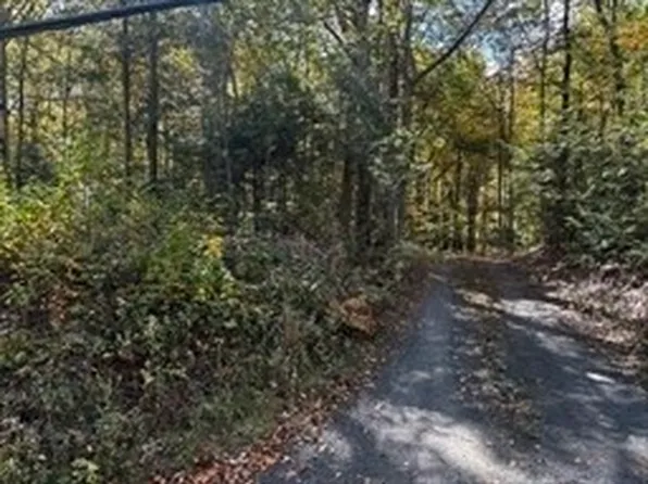 0 Woodland Way, Russell, MA 01071
