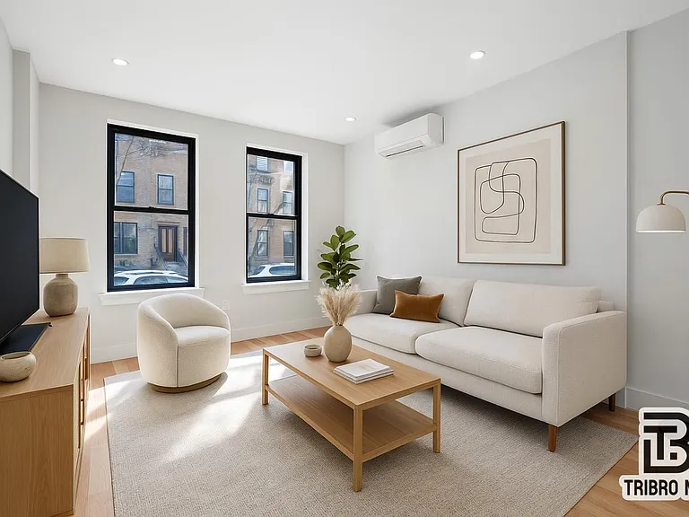 1860 Putnam Ave #1G — Photo 2