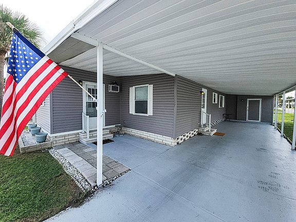 3rd image of 1071 Donegan Rd #1137