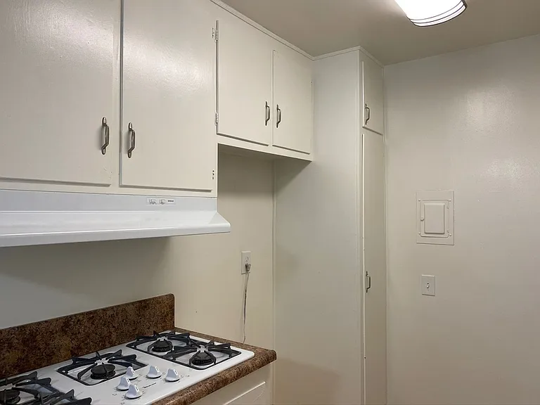 Etiwanda 8830, LP — Photo 37