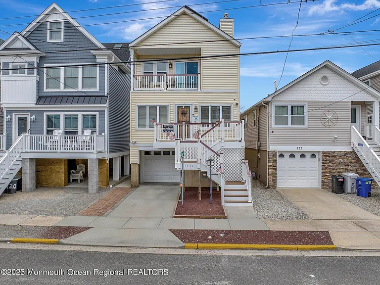 120A Randall Ave #A — Photo 6
