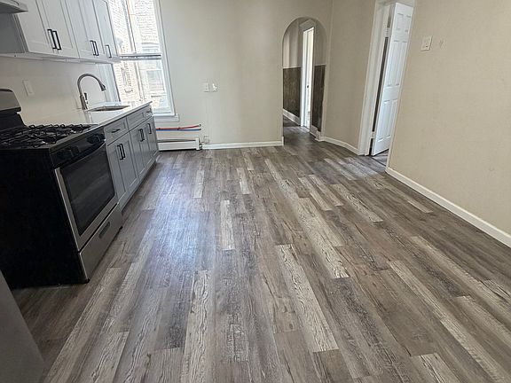 5th image of 938 W Side Ave #4F