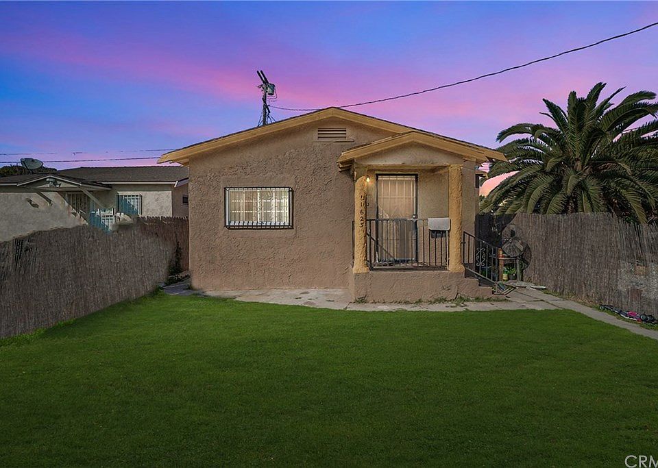 1st image of 1623 W 60th Pl