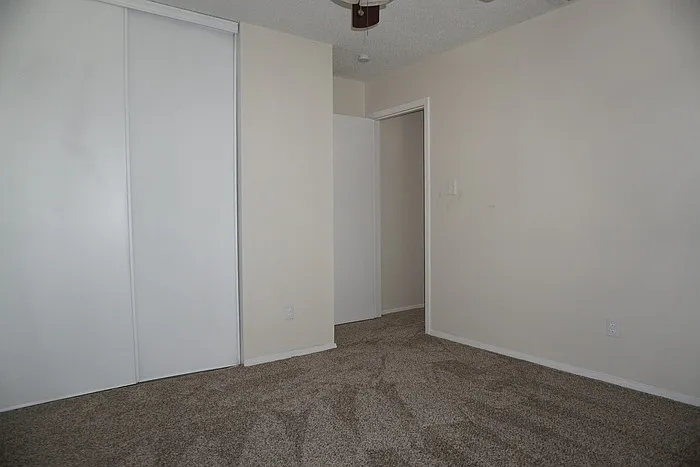 2609 Hamilton Dr — Photo 21