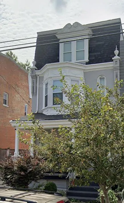 329 E New St - 2nd FL- Lancaster Charm — Photo 4