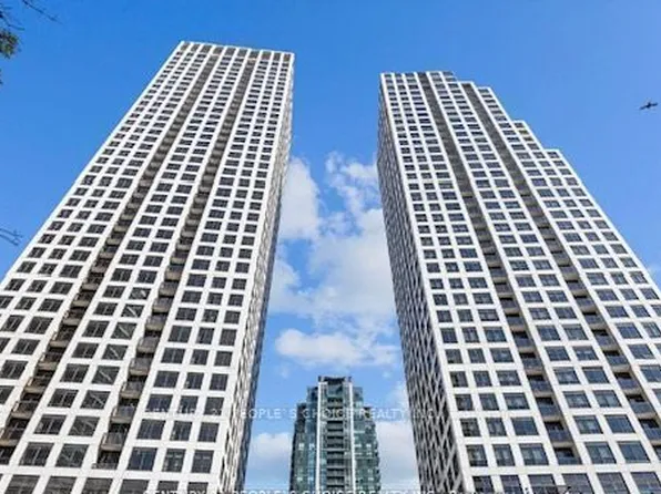 30 Elm Dr W, Mississauga, ON