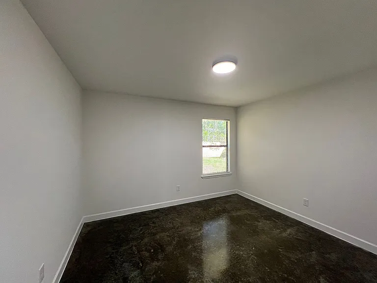 738 Hazelwood Rd — Photo 7