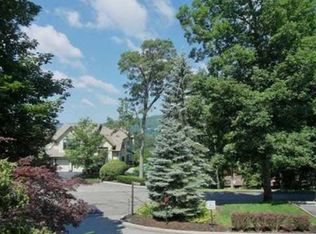 2 Arapaho Ct, Suffern, NY 10901
