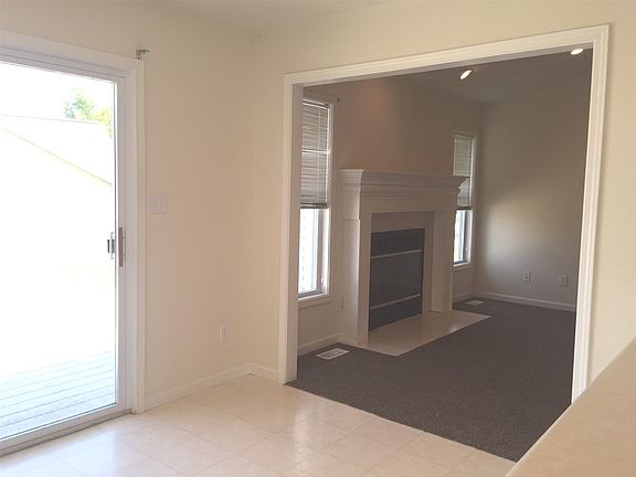 4th image of 4528 E Donington Dr