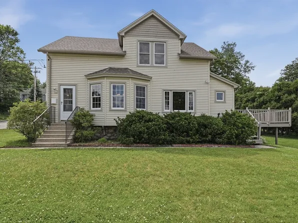 4 Drummond Ave, Worcester, MA 01605