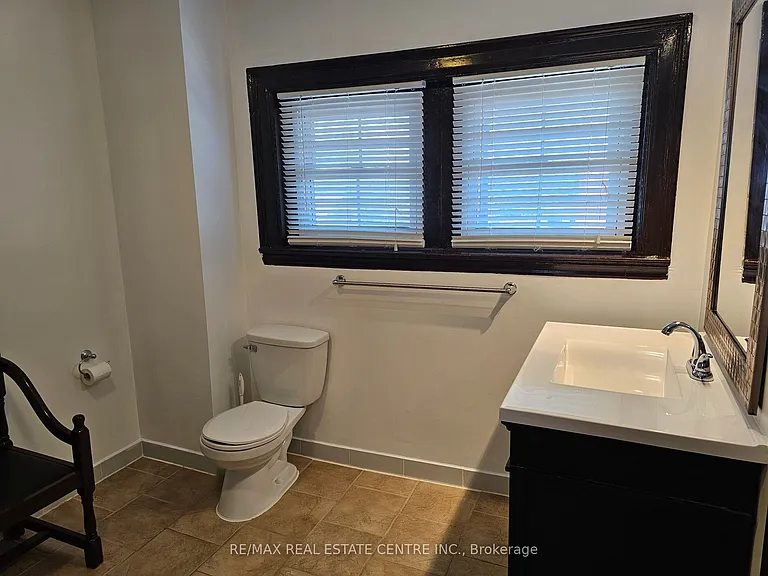 1 Mill St #1 — Photo 30