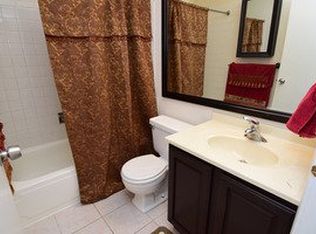 119 Norton Dr, Bloomingdale, IL