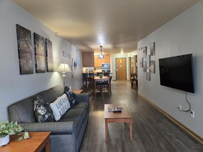 111 Center STREET UNIT 250, Lake Geneva, WI, 53147