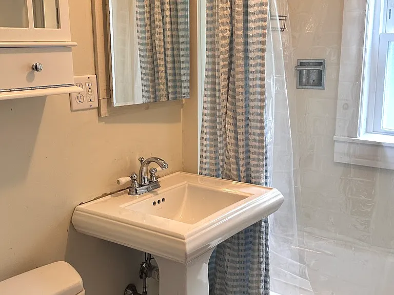 upstairs bathroom