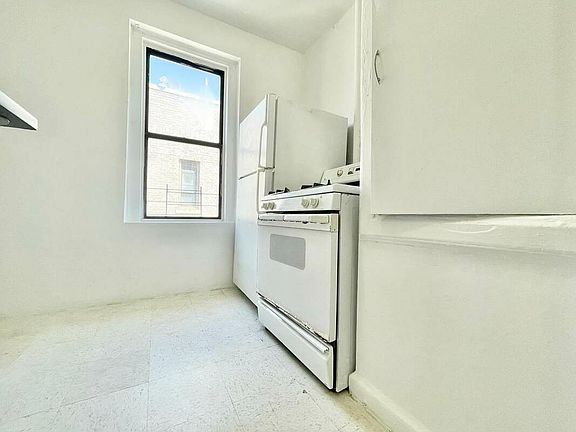 2nd image of 295 Fort Washington Ave #59