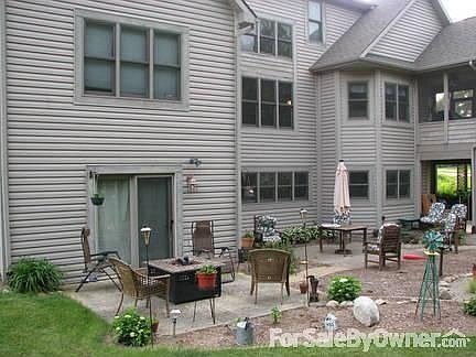 2nd image of 3815 Peshewa Ct