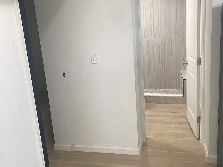 2718 Hamlin St NE #B — Photo 20