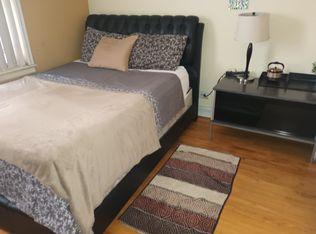 815 E 215th St, Bronx, NY 10467