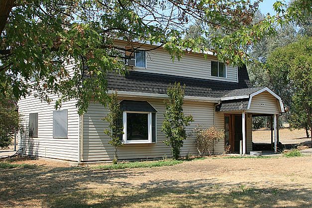 1st image of 2614 Berkesey Ln