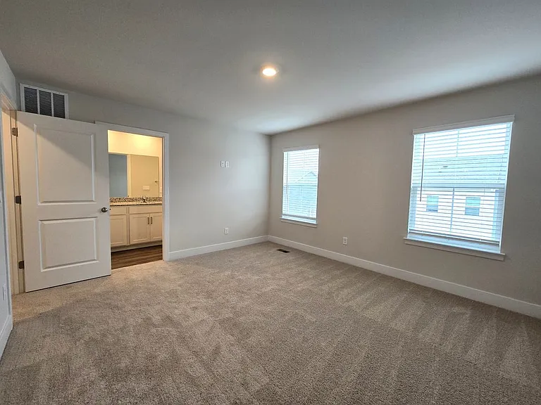 117 Lakota St — Photo 16
