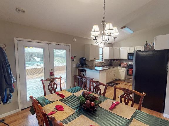 5th image of 5771 Charlene Dr