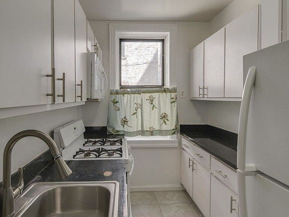 5th image of 94-05 35th Ave #10AA