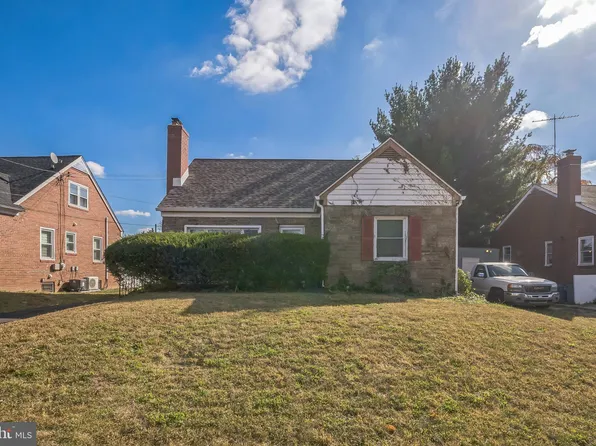 1030 E Mount Pleasant Ave, Philadelphia, PA 19150