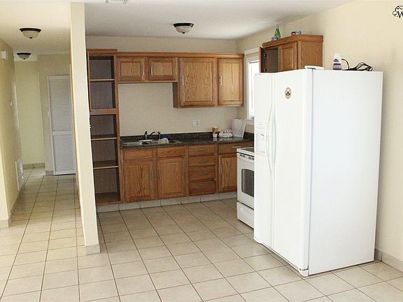 5th image of 1424 E Cortez Dr