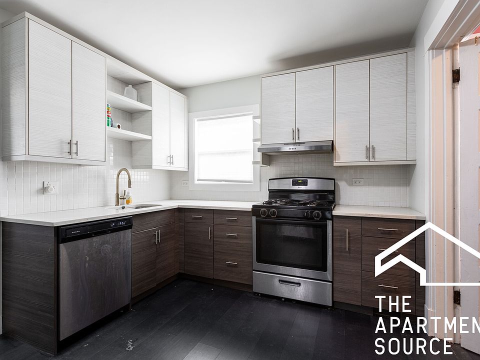 1st image of 3421 W McLean Ave #1