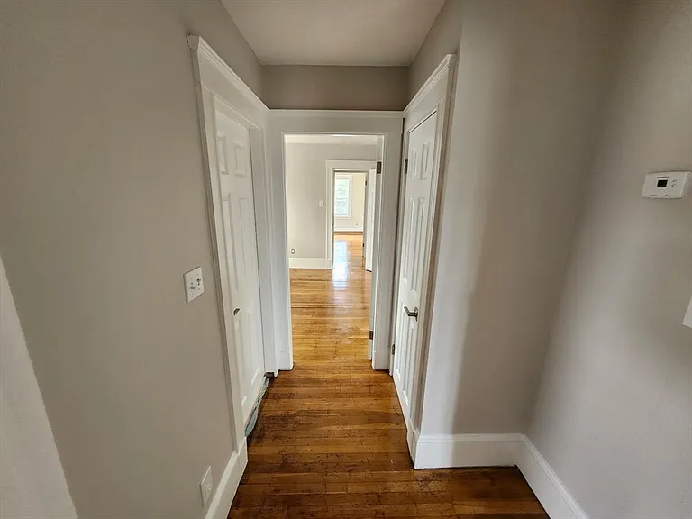 115 Clarence St #2 — Photo 2