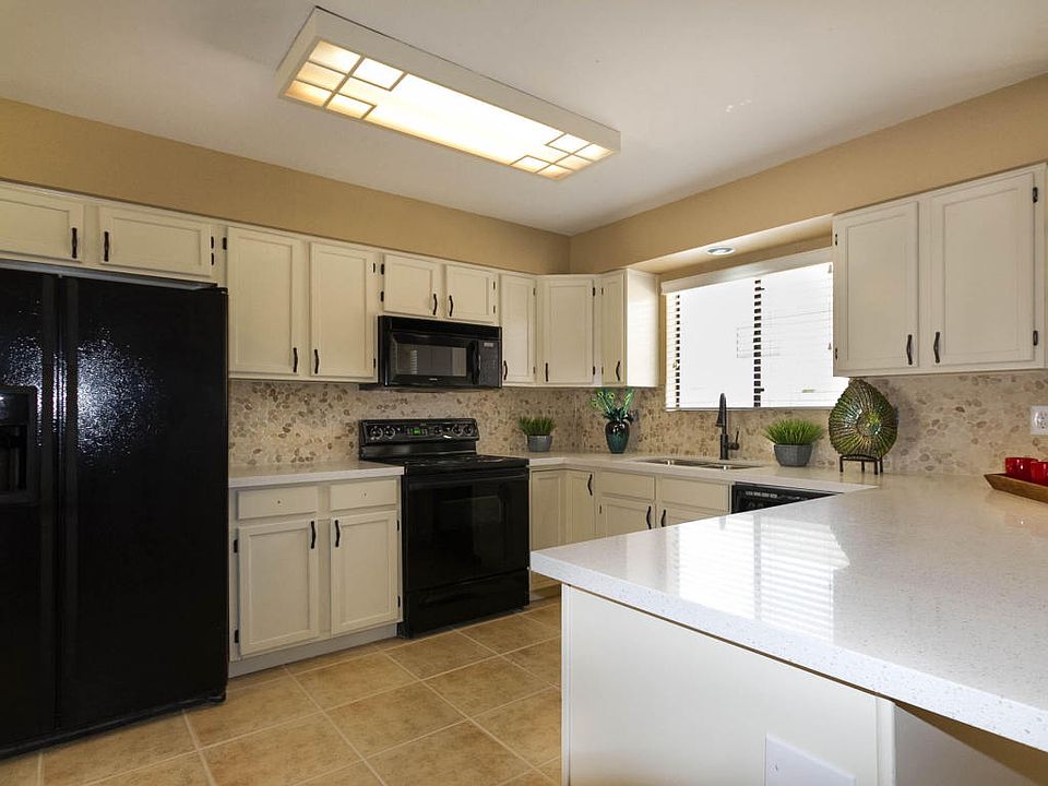 1st image of 4648 N Guadal Dr