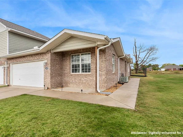 11000 Rose Ct, Fayetteville, AR 72730